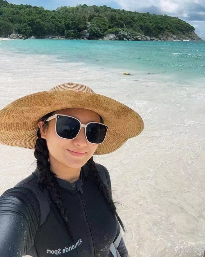 照片曝光！长得很漂亮弟弟发声！AG真人平台在三亚被咬伤的女孩(图3)